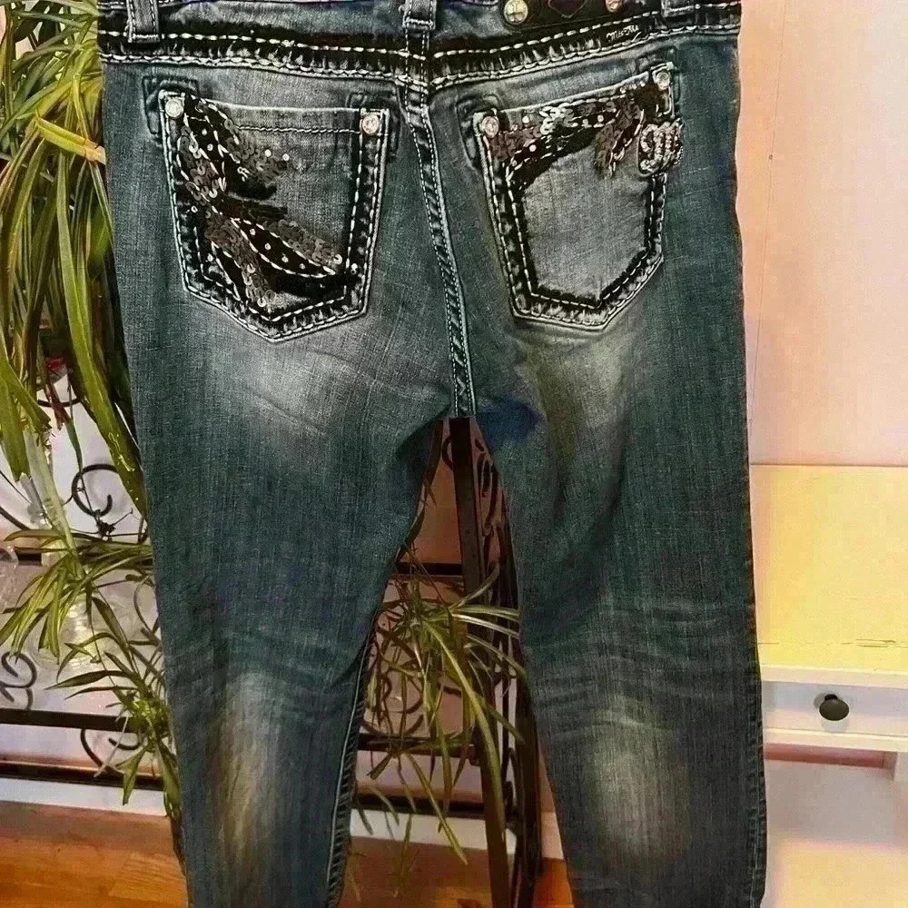 Miss Me Sz 32 (US 14) Inseam 25 1/2 Capri Jeans Style # JE5456P